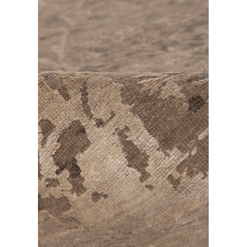 Hundley Wool Floral Area Rug, Rectangle 9' x 12'