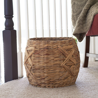 Panier rond en osier d'eau