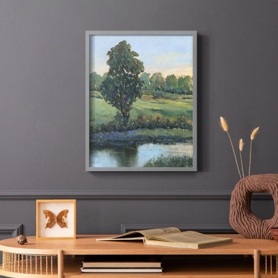 «Tree by the Riverbank II», reproduction encadrée - bois massif