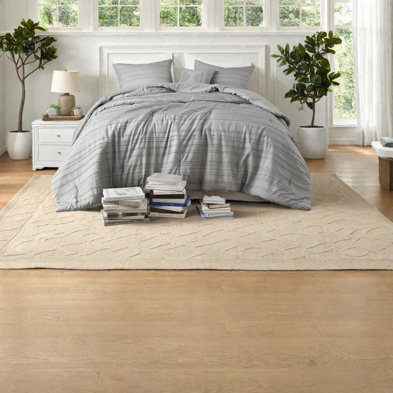 Modern Gray Bedding Sets, Cationic Dyed Polyester Comforter With Jacquard Design