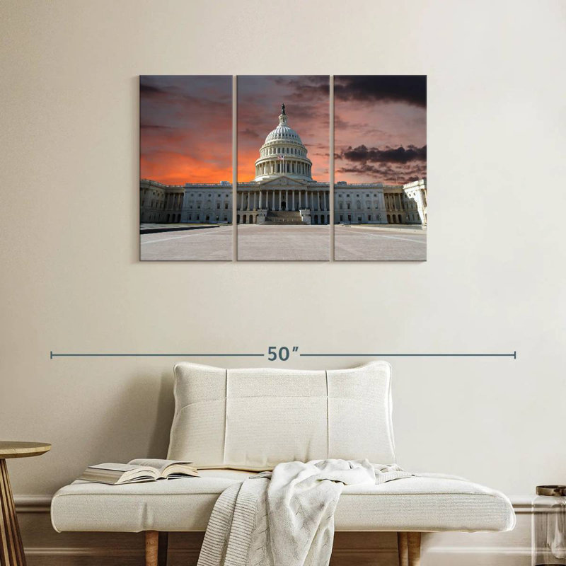 Lilie The Capitol Building, 24" H x 38" W