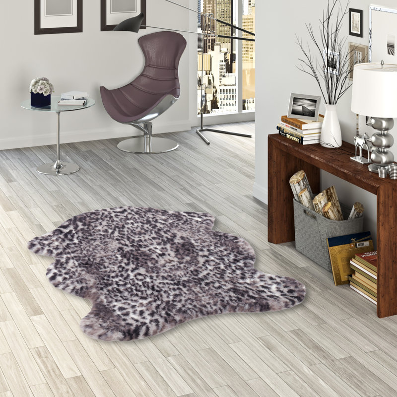 Enkhtuya Novelty Animal Print Area Rug, Novelty 140 x 190cm