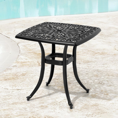 Table bistro carrée en aluminium coulé avec trou pour parasol