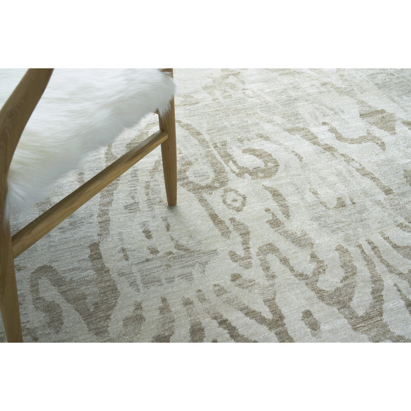 Antique'd Damask Area Rug, Rectangle 14' x 18'