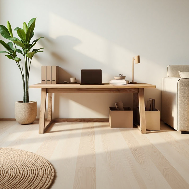 Bureau d'étude simple et spacieux en peuplier blanc