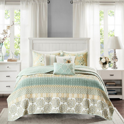 6 Piece Cotton Quilt With 3 Ornamental Pillows King/ King Bedroom