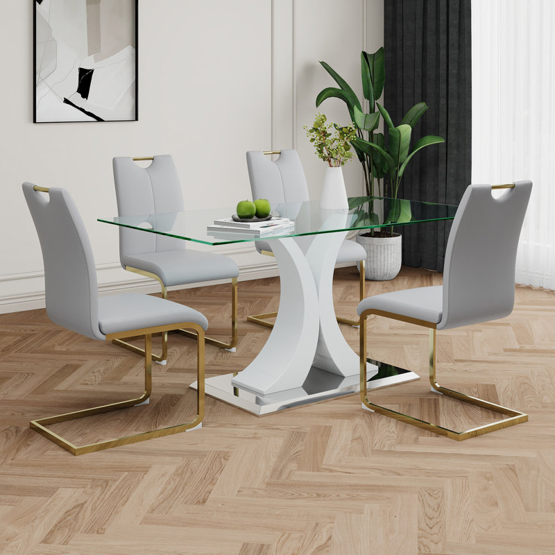 Table en verre de style moderne