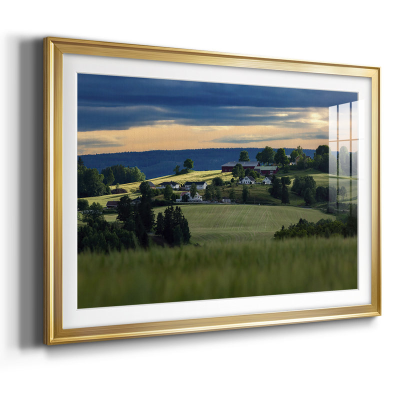 The Hills Are Alive, reproduction d'art encadrée, Or, H 30 po x l 44 po x P 1,5 po