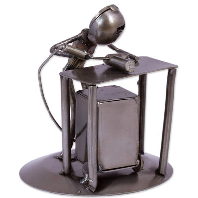 Ulloa Figurines & Sculptures