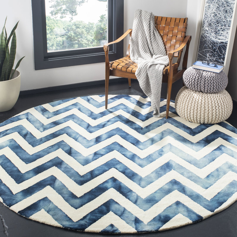 Danny Hand Tufted Wool Chevron Rug, Round 7'