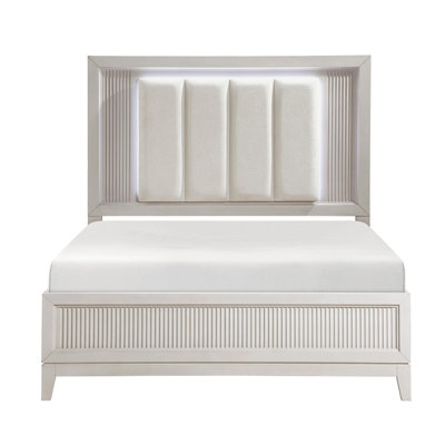 Grand lit avec tête de lit à DEL, finition blanc antique, lit moderne à finition de chambre à coucher, tête de lit et coussin rembourré, pièce de style
