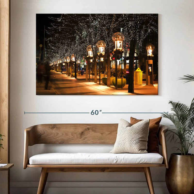 Sireci Christmas Lamp Post, 34" H x 51" W