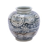 Yuan Handmade Jar