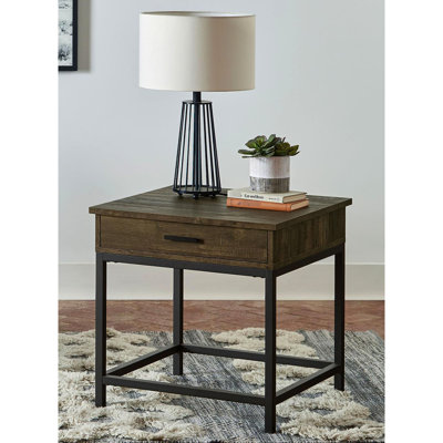 Table de bout en chêne brun rustique avec support en métal et tiroir