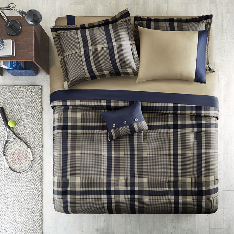 Édredon et drap drap écossais bleu marine taupe. Comprend un édredon, 2 taies décoratives, un oreiller, des draps et des taies d'oreiller. Doux brossé. . Lavable à la machine. Élégance de la chambre à coucher. Avec plusieurs feuilles. Comprend un drap plat,