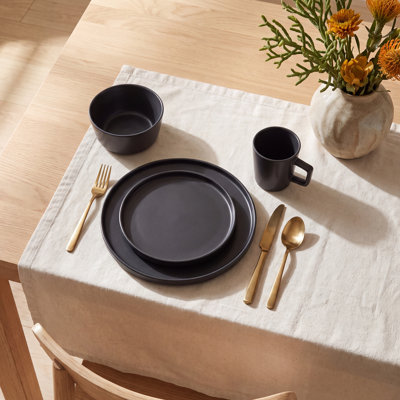 Celina Dinnerware Set