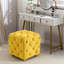 Tabouret de détente en velours jaune-1155530085