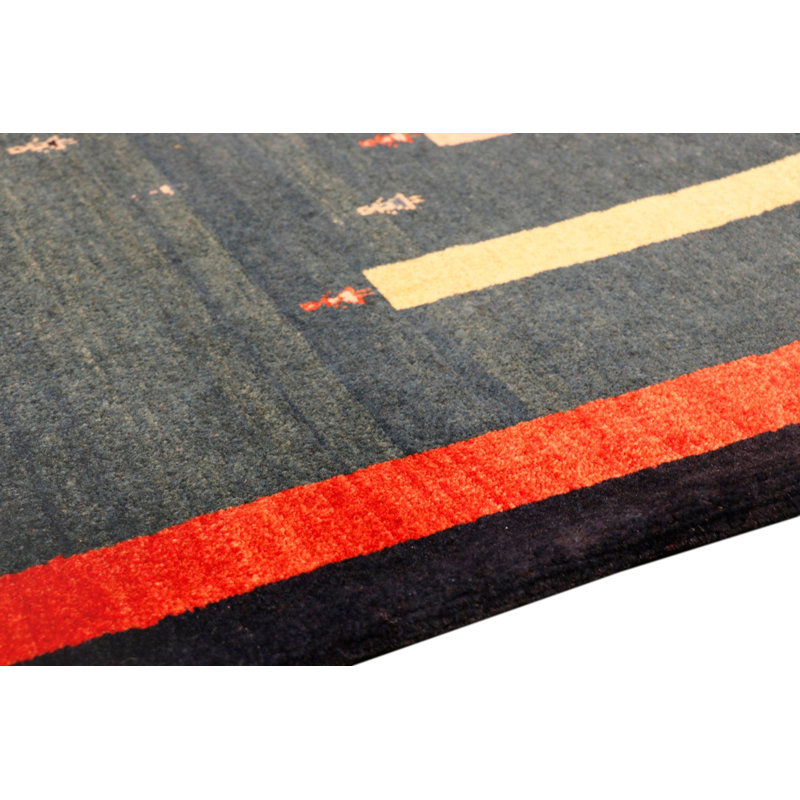 Pietari Area Rug in Green