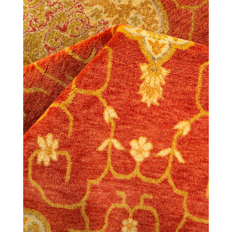 Classic One-of-a-Kind 4' 8" X 7' 1" Hand Knotted Area Rug
