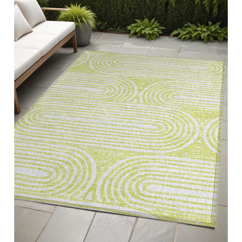 Tapis extérieur lavable abstrait vert et blanc HomeRoots 5 pi x 8 pi