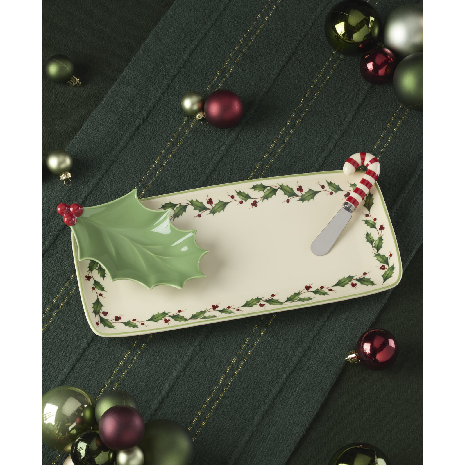 Holiday 3-Piece Hostess Set with Spreader