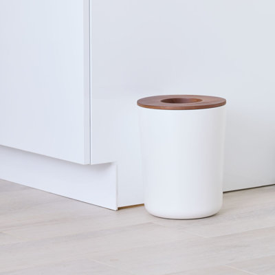 iDesign Eco Vanity Steel Waste Basket with Paulownia Wood Lid, Coconut