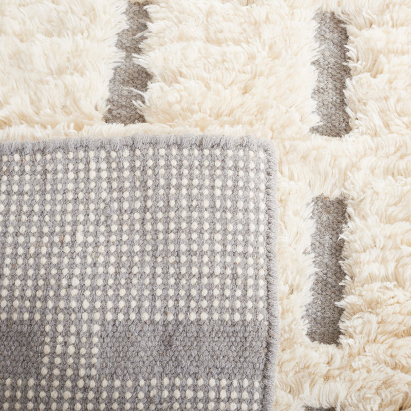 Gell Hand Woven Wool/Cotton Striped Rug in Grey/Ivory, Rectangle 5' x 8'