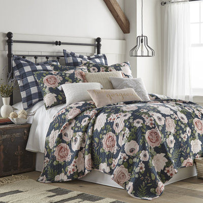 Fiori Twin Quilt Set