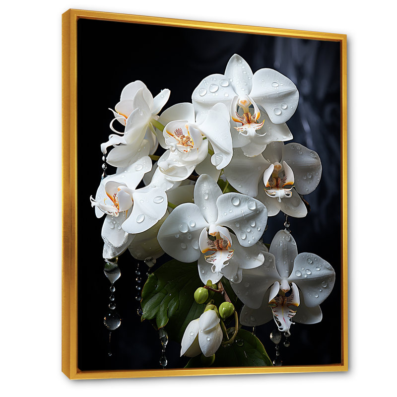 Pétales d'orchidées blanches élégantes sur toile, H 32 po x l 24 po x P 1 po, Cadre flottant doré