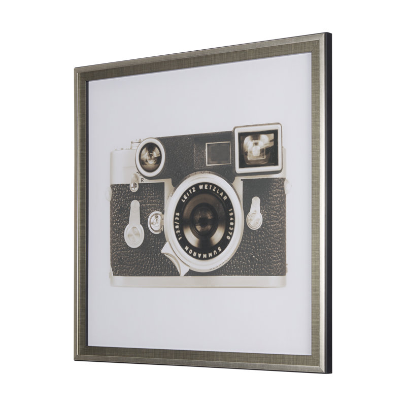 Appareil photo rétro encadré à la main avec reproduction d'art encadrée sous verre, Retro Camera II