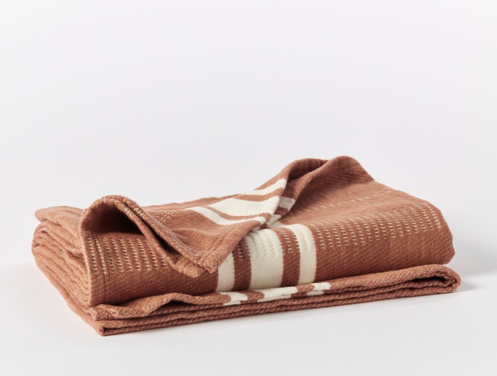 Cirrus Supersoft Organic Cotton Throw Blanket, Spice