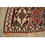 Tapis kilim antique à motif géométrique tribal à tissage plat