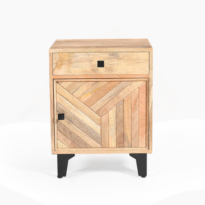 Exquise table de chevet rétro en bois massif de l'Inde, fabriquée à la main pour organiser les essentiels de chevet avec un attrait artistique