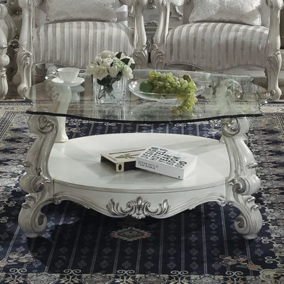 Table basse à 4 pieds avec rangement