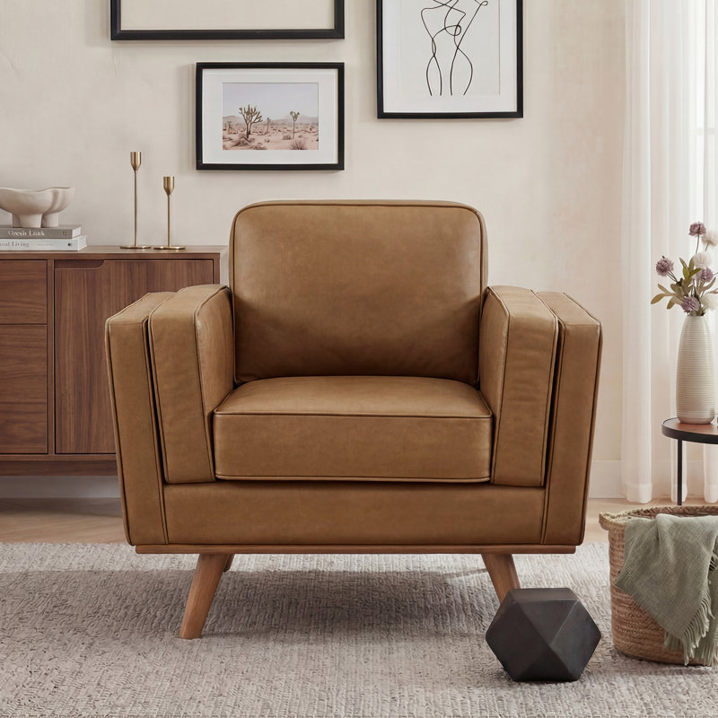 Fauteuil en cuir l 39,3 po Carmen avec pieds en bois massif, Khaki Chenille