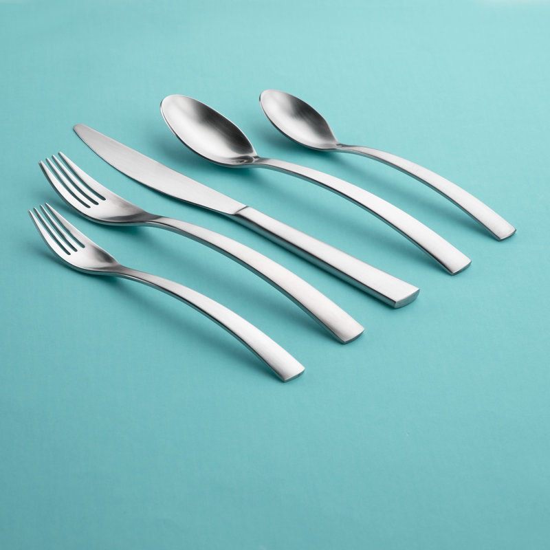 Carry On 20 Piece Flatware Set, Service for 4