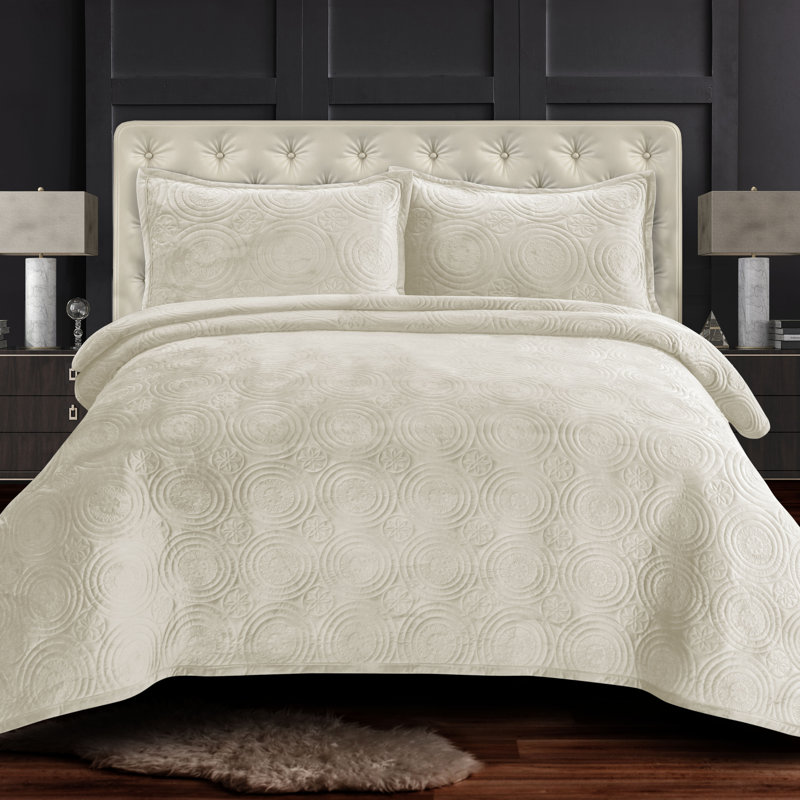 Capri Velvet Quilt, Twin Quilt + 1 Standard Sham, Smoke Gray
