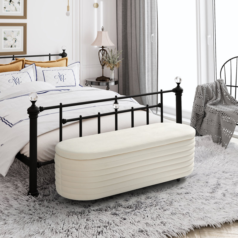 Banc de rangement rembourré en polyester Farrah, Ivoire, H 18,1 po x l 54 po x P 19 po