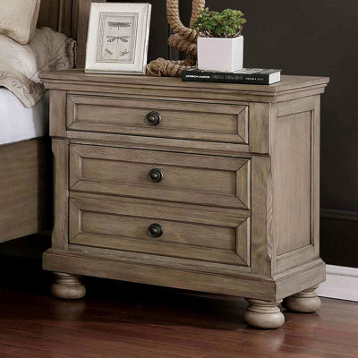 Table de chevet grise en bois massif de style transitionnel, 3 tiroirs cachés, pieds en chignon, profondeur de 29,1 po, largeur de 18 po, hauteur de 28,88 po pour la chambre à coucher en bois, port en feutre, profondeur du produit, largeur, hauteur