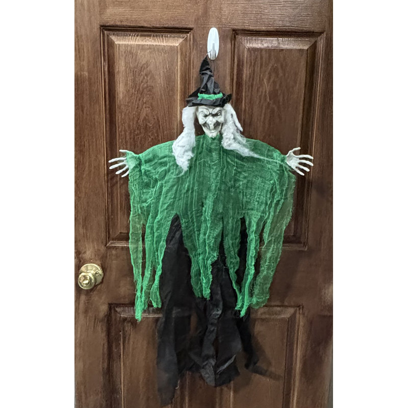 Sorcière suspendue 36 po d'Halloween