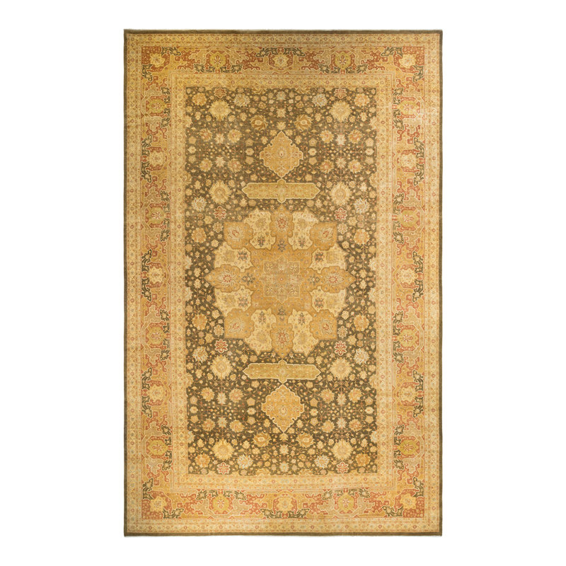 Tapis unique noué à la main Keenan - olive, 12 pi 6 po x 20 pi 1 po