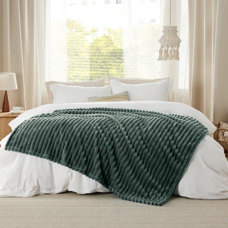 Bedsure Flannel Fleece Blanket for Girls, 300 GSM Soft and Cozy Blanket for Dorm & Home Decor, All-Season Gift, Dark Green