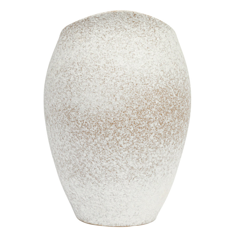 9 Inches 82-Ounce Textured Stoneware Pitcher in Reactive Glaze, Cream