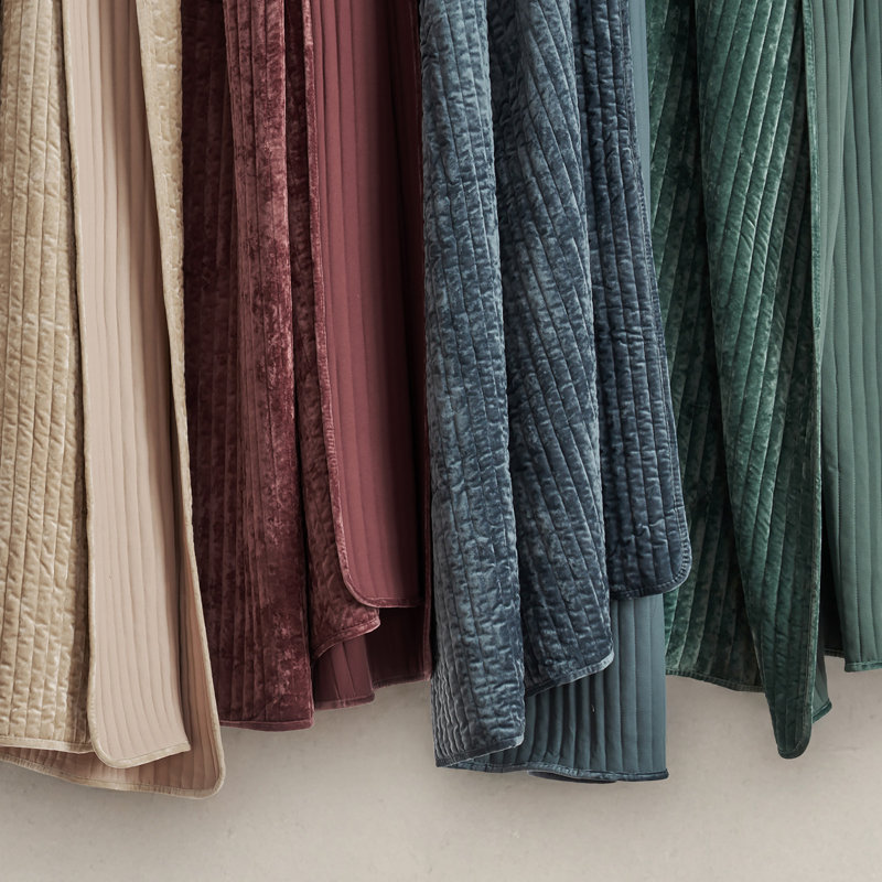 Ensemble de courtepointe Luxe Velvet Channel, Courtepointe grand + 2 taies décoratives, Vert foncé