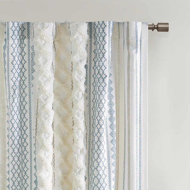 Panneau de rideau en coton 50 po x 84 po avec rayures et doublure en chenille, Multi-couleur, L 50 po x L 84 po