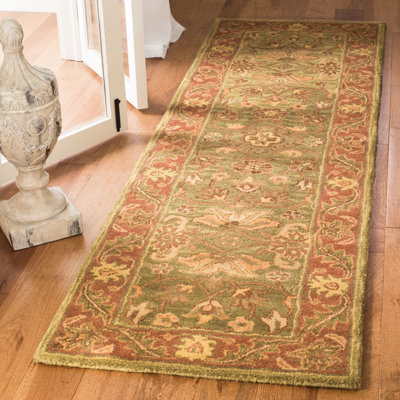 Santoyo Hand Tufted Wool Floral Rug