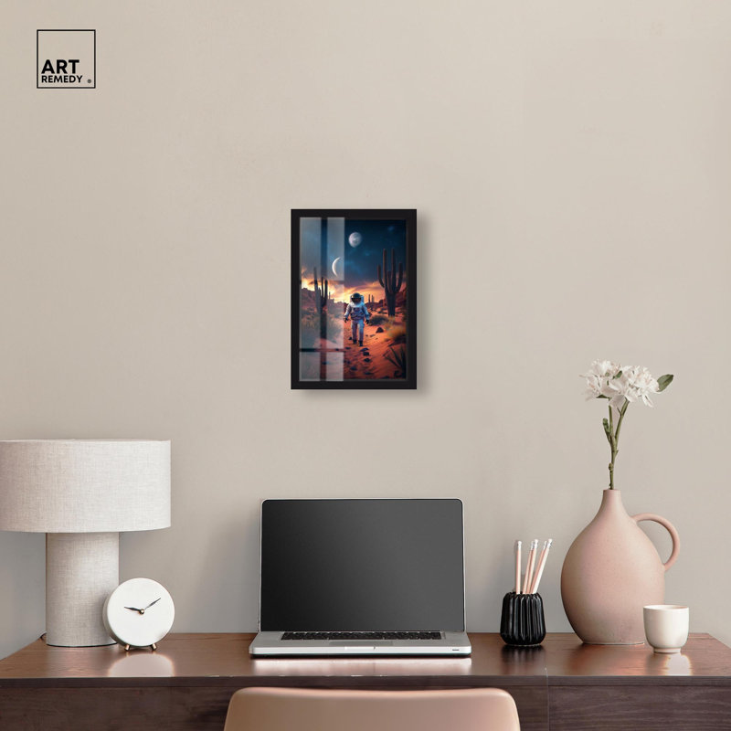 «Astronaut Arid Journey II Shadowbox» par Art Remedy, cadre noir, 11 x 16, Structure noire, H 16 po x l 11 po