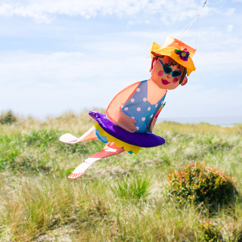Beach Bev Wind Friend