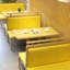 Banc de café léger et luxueux