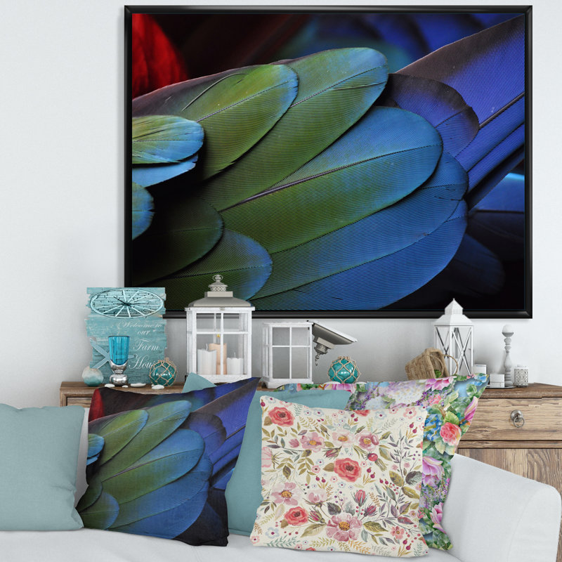 Plumes de perroquet bleu et vert - reproduction d'art sur toile traditionnelle, Cadre noir, H 13 po x l 20 po